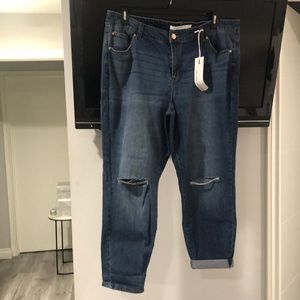 Womens Celebrity Pink ripped Girlfriend  jeans size 16